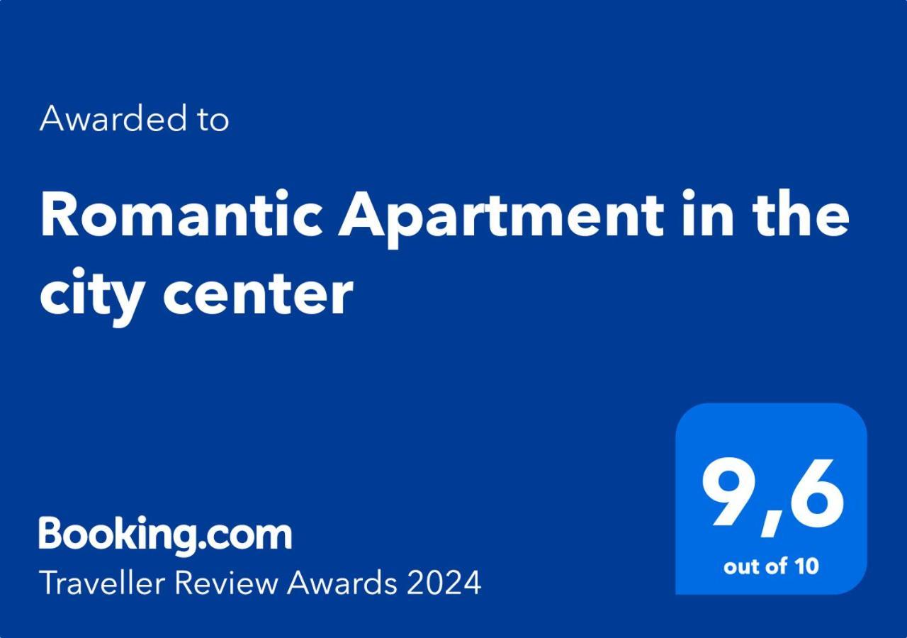 Romantic Apartment In The Сity Сenter ลวีฟ ภายนอก รูปภาพ